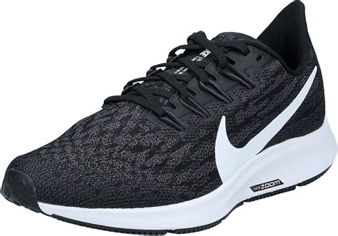 popular Nike men's sneakers